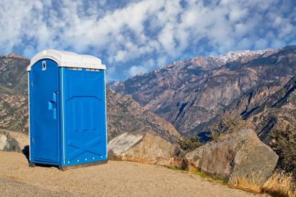 Best Standard Portable Toilet Rental  in Cosmopolis, WA